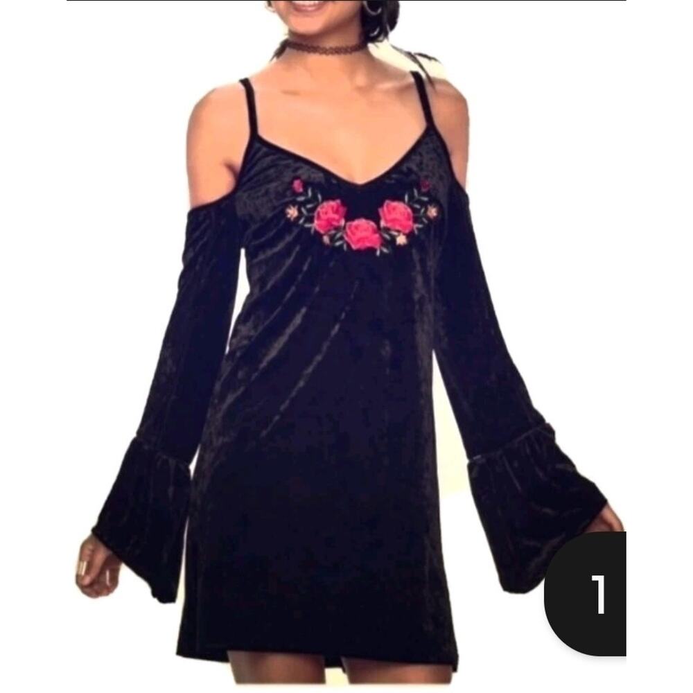 Disney Coco Black Velvet Dress Floral Embroidery Cold Shoulder Bell Sleeve XL